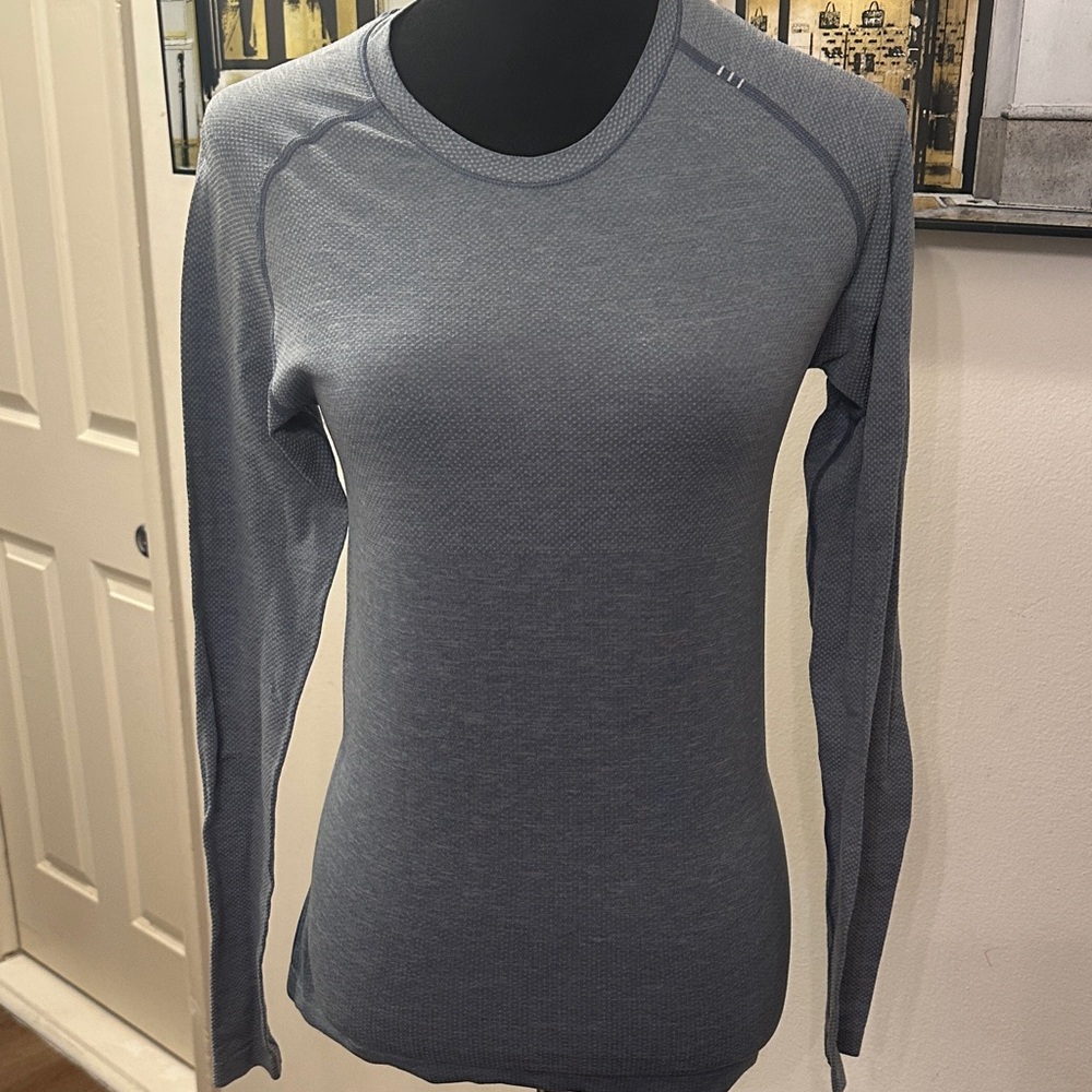 Gray Lululemon Long Sleeve Top